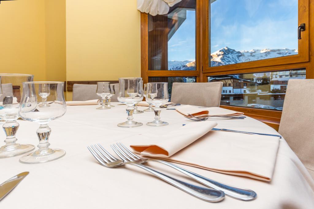 Hotel Relais Des Alpes Соз-д'Улькс Екстер'єр фото