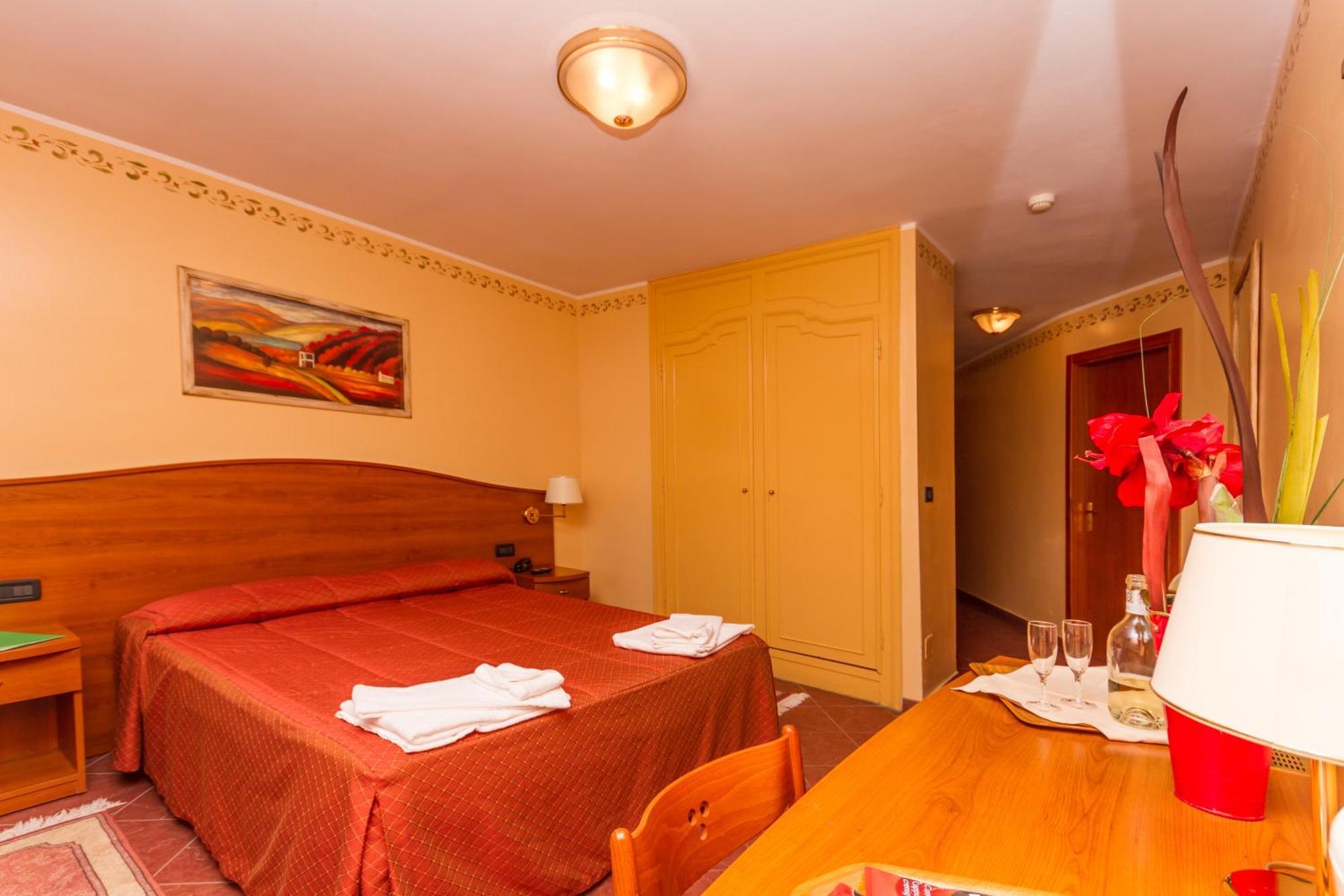 Hotel Relais Des Alpes Соз-д'Улькс Номер фото